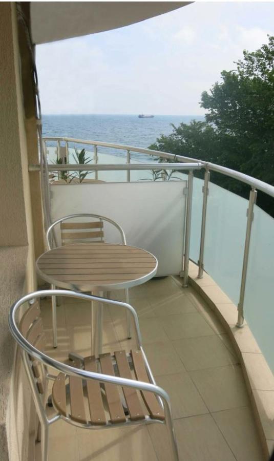 Family Hotel Albizia Beach Varna Exterior photo