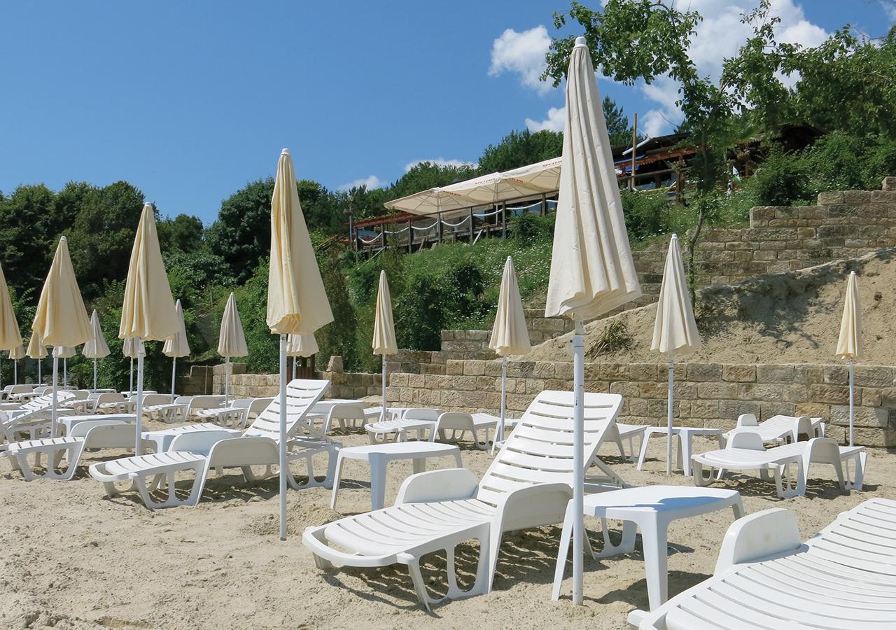 Family Hotel Albizia Beach Varna Exterior photo