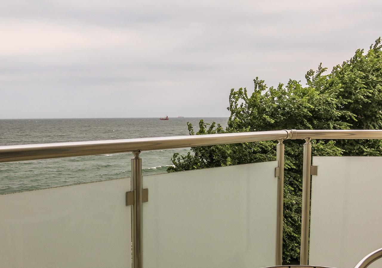 Family Hotel Albizia Beach Varna Exterior photo