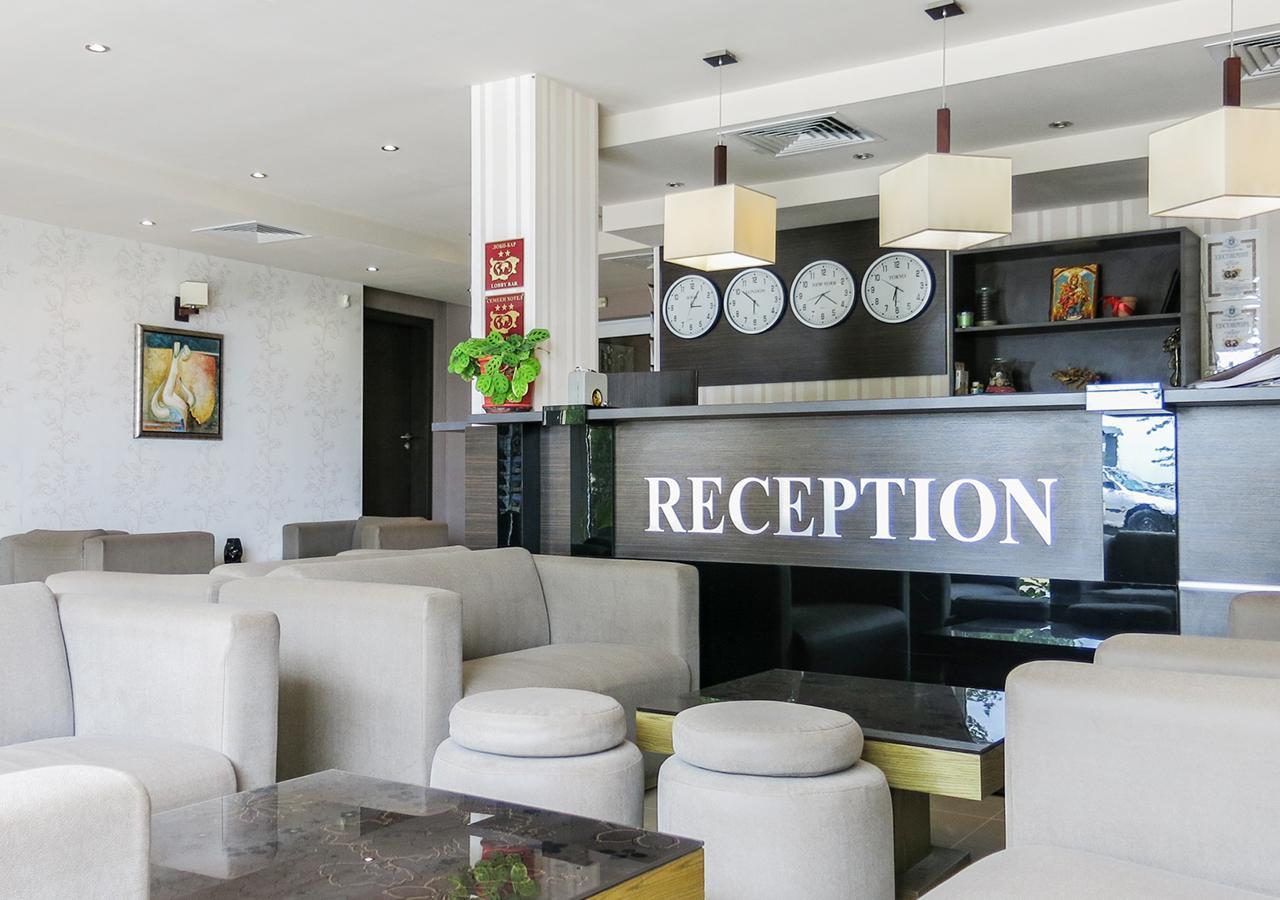 Family Hotel Albizia Beach Varna Exterior photo